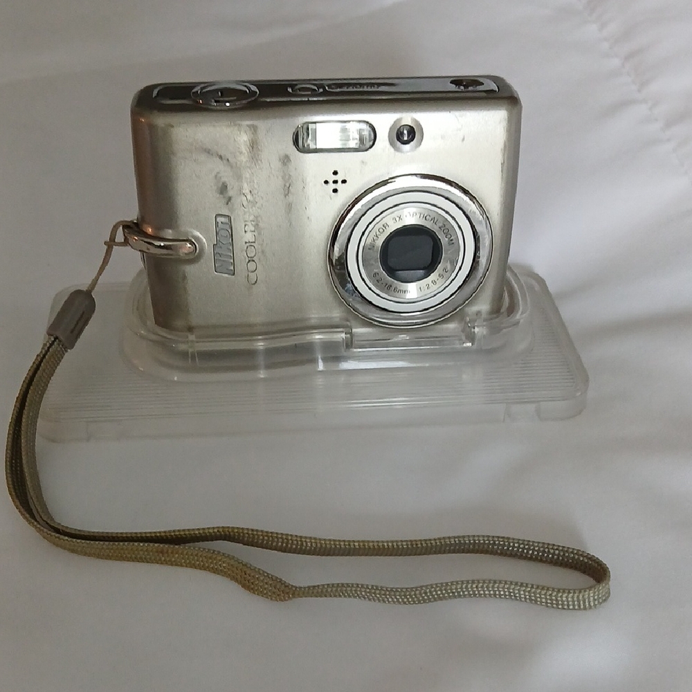 Nikon COOLPIX L 11